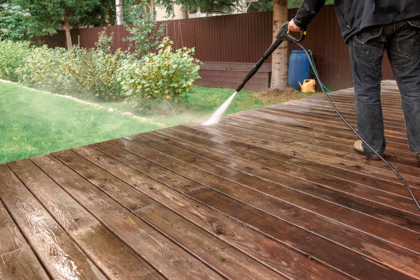 Best Pool Deck Cleaning  in Memphis, TX